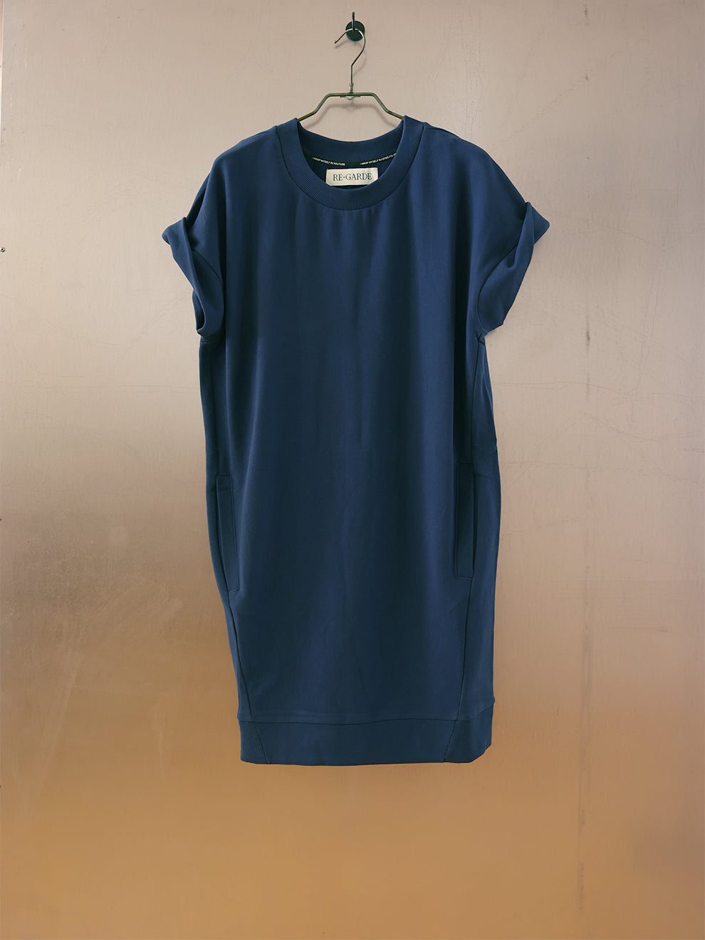 DRESS 001