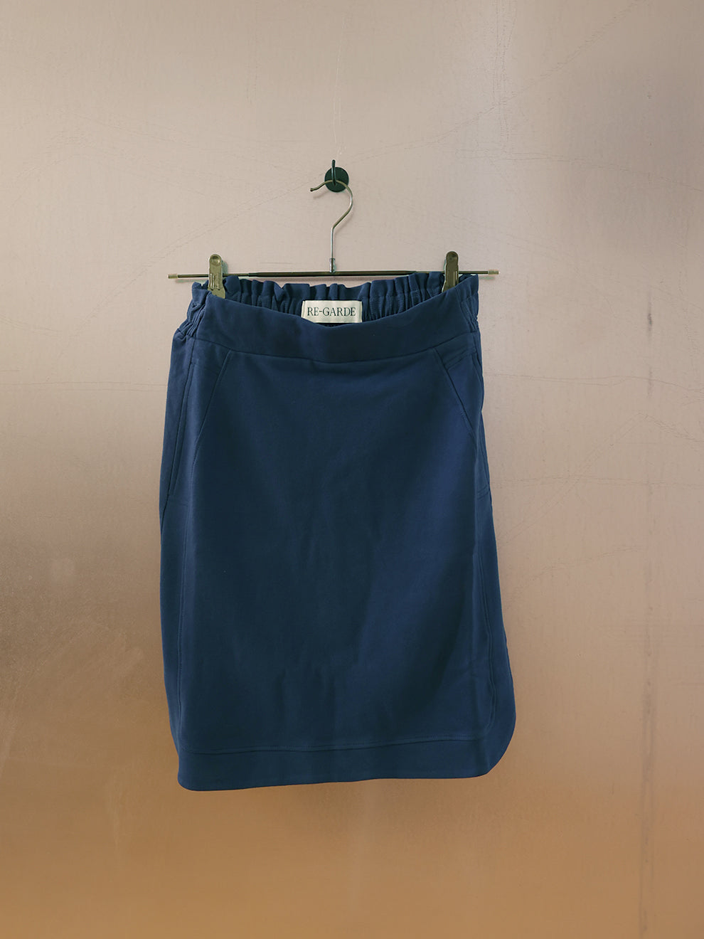 SKIRT 001